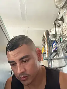 Paul22cm- — massage my cock with oil