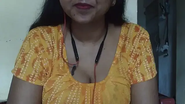 Pooja-suman on StripChat 