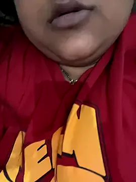 queen_sakhi24 on StripChat 