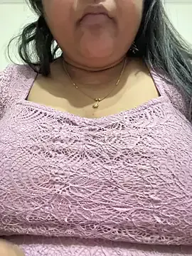 queen_sakhi24 on StripChat 