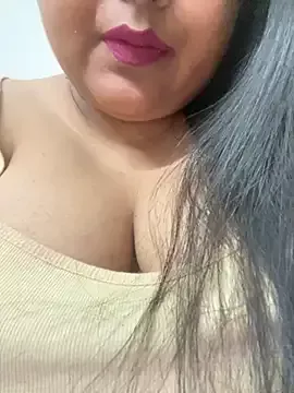 queen_sakhi24 on StripChat 