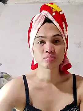 QueenSoreal on StripChat 