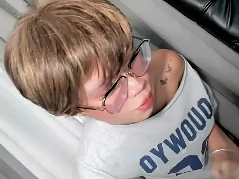 rian_shemale — REAL 5 POSITION SELFSUCK CUM IN MY MOUTH