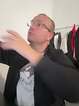 Rostislav29 — I'll cum on my self