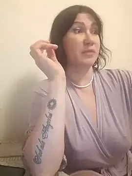 ROXOLANAA_SEXY on StripChat 
