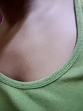 Sanaya_7 on StripChat 