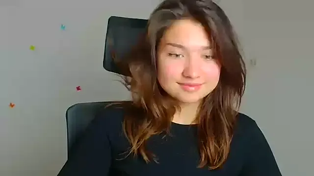 Sandra_Curly — Show tongue
