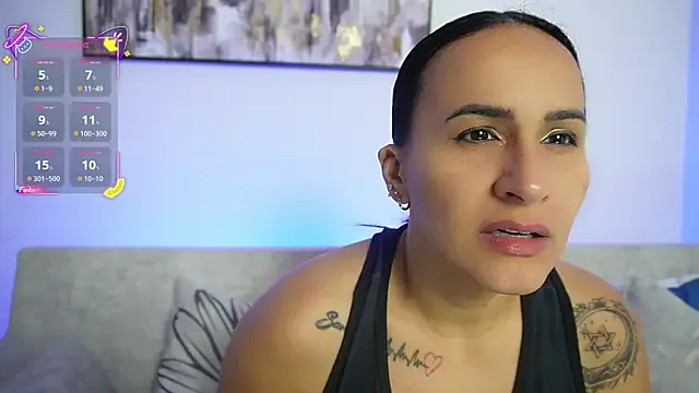 Sara_Charmy on StripChat 