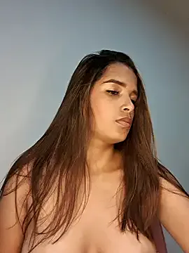 Selena_18x on StripChat 