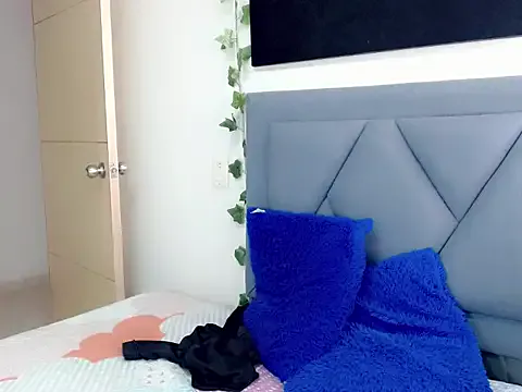 serena_arias on StripChat 