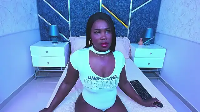 SerenaWinslow on StripChat 