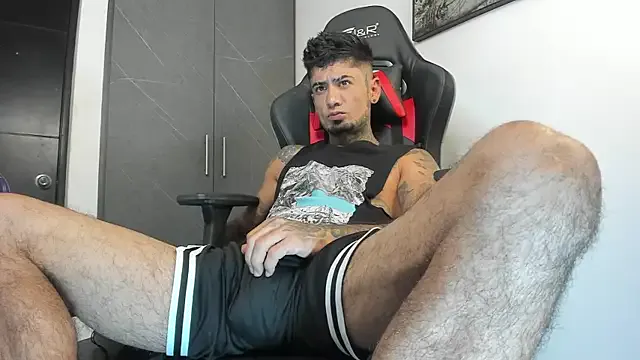 sergiio_mesa27 — big load and  full naked.