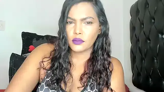 SexxyBumz4u on StripChat 