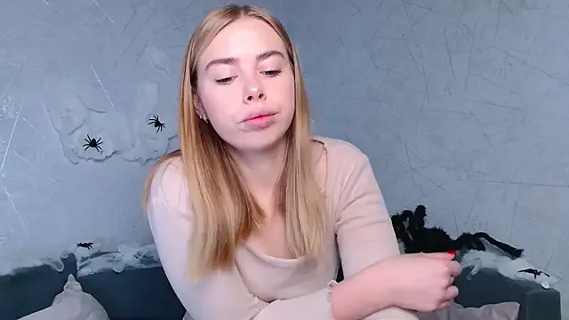 sofiaa_here — 2 fingers in the ass