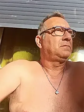Soloyan on StripChat 