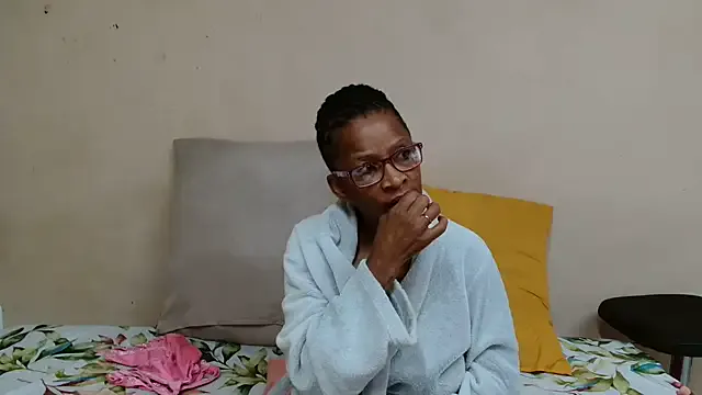 SugarPoppy24xxx — show boobs and ass