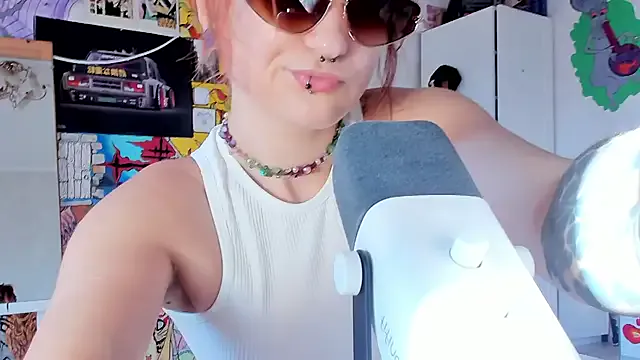 Sunny_Mouse_ on StripChat 