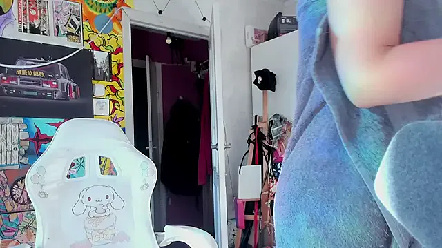 Sunny_Mouse_ on StripChat 