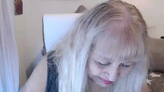 SusiLifeXXX on StripChat 