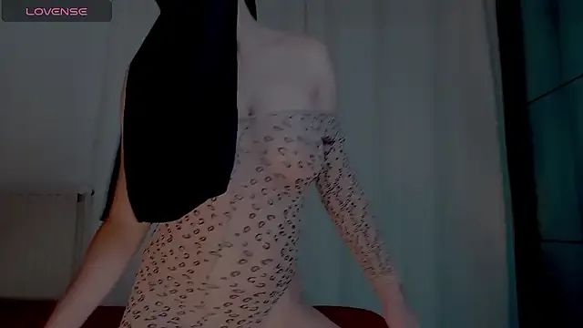 sweet_diazzz on StripChat 