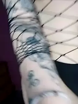 sweetbabyass on StripChat 