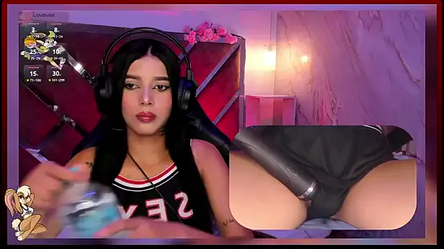 SweetieCloe_ on StripChat 