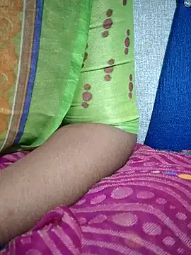 sweetqueen143 on StripChat 