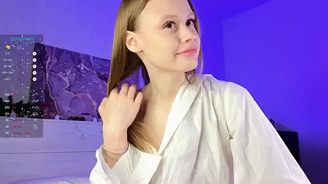 TaraSims on StripChat 