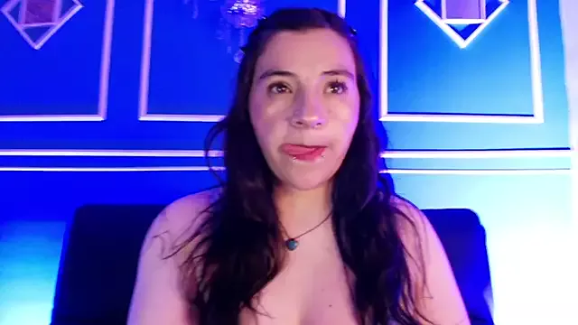 TaraTaylorr on StripChat 