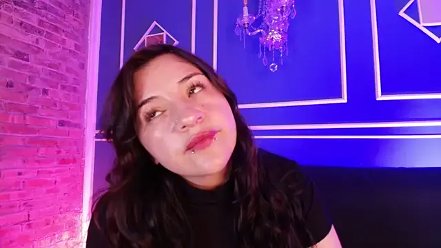 TaraTaylorr on StripChat 