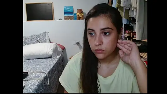 Ursumi1 on StripChat 