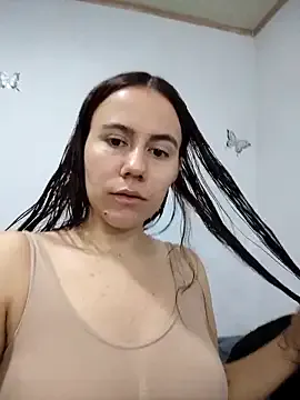Valentina-Sexyy — Squirt