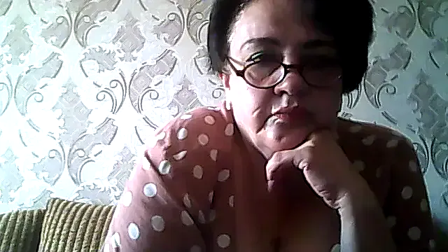 Varvara52011 — Private on StripChat