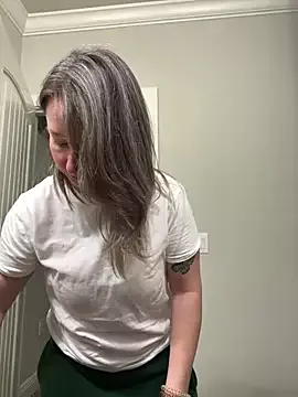 Vivian_MayXxX on StripChat 