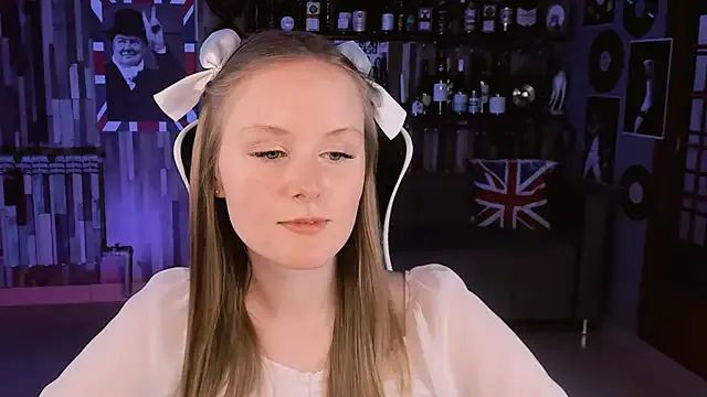 VivienLeeigh on StripChat 