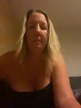 X-Victoria-X — 5 min toy control