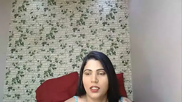 XIndianintimacy — looking for a sweet guy to make me smile
