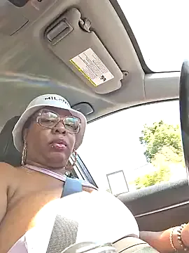 XXXLollipopsJuicy — MAKE ME  WET