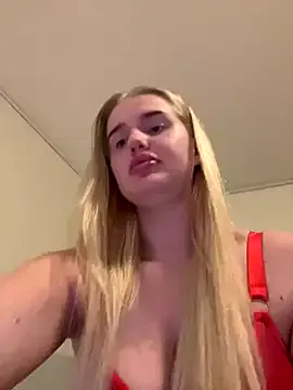yourhornyslut — Freechat on StripChat