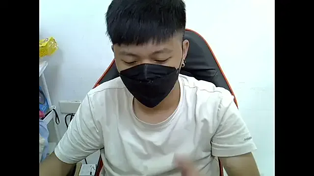 zhu000000 — Group on StripChat