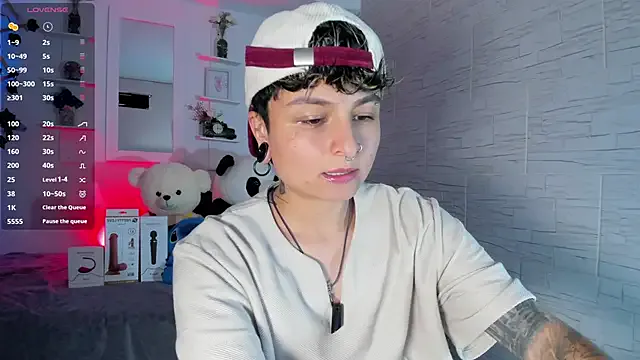 ZuryRamirez_ — Doggys style + masturbate